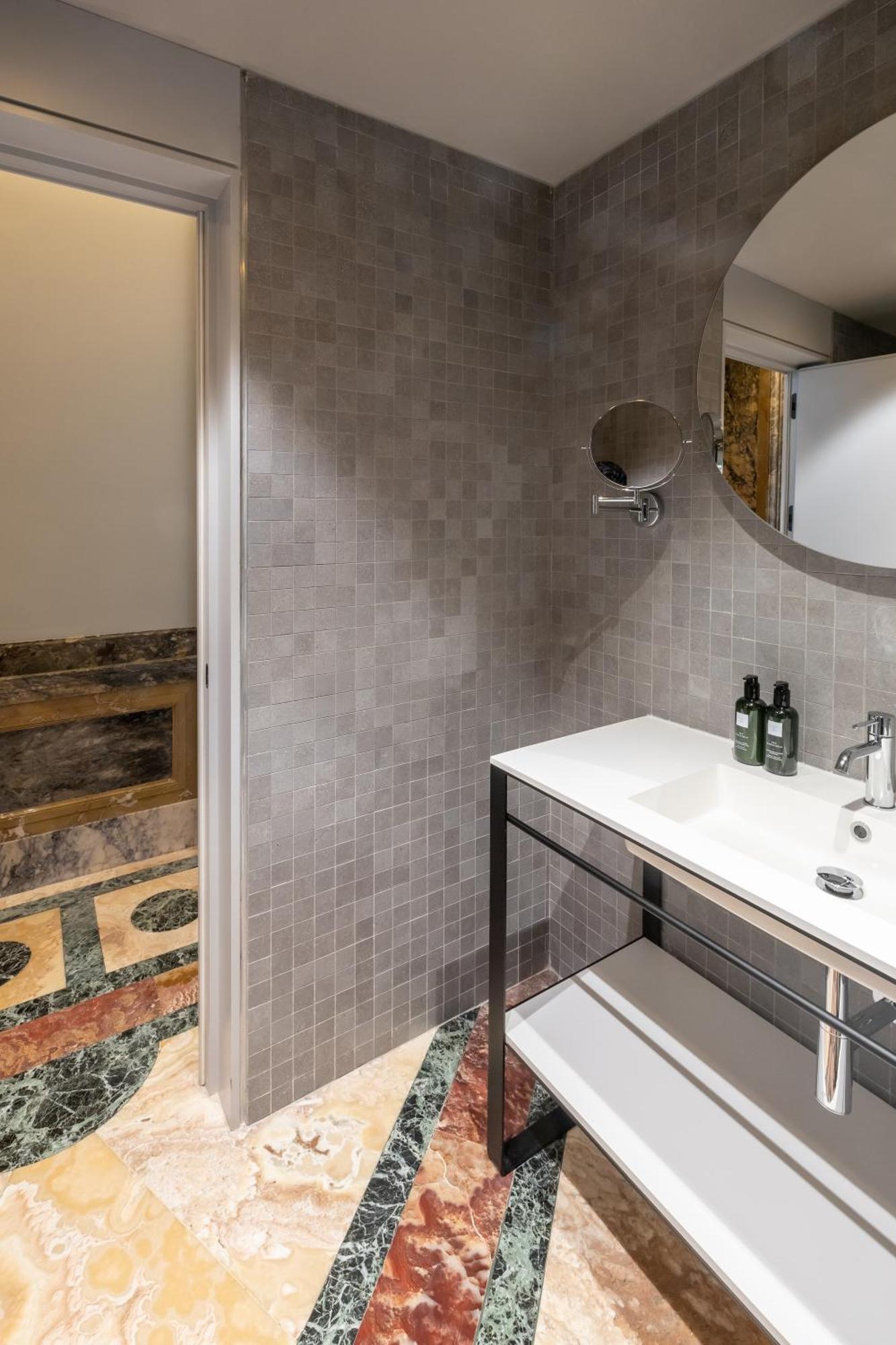 Mercer Residences Sevilla Exterior photo